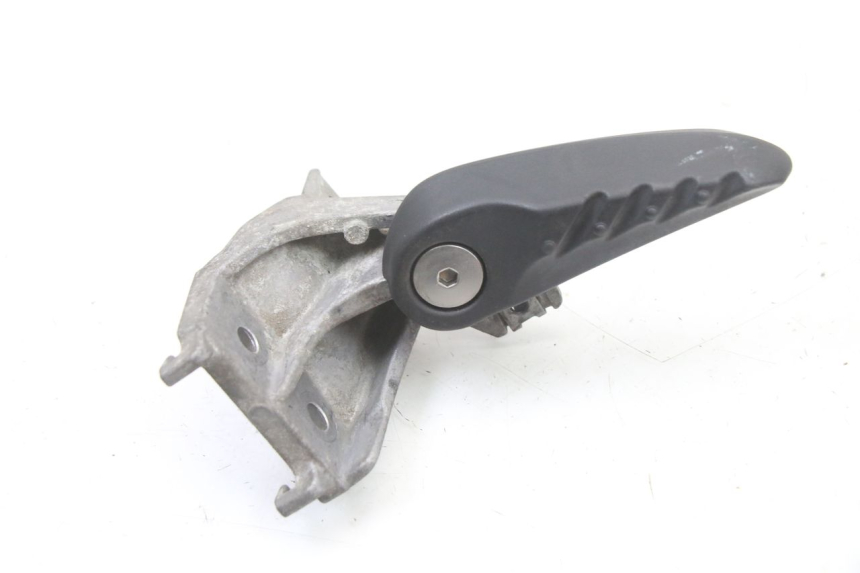 photo de PEDANA POSTERIORE DESTRA MBK OVETTO ONE 2T 50 (2013 - 2017) - Zoom sullo stato d'uso