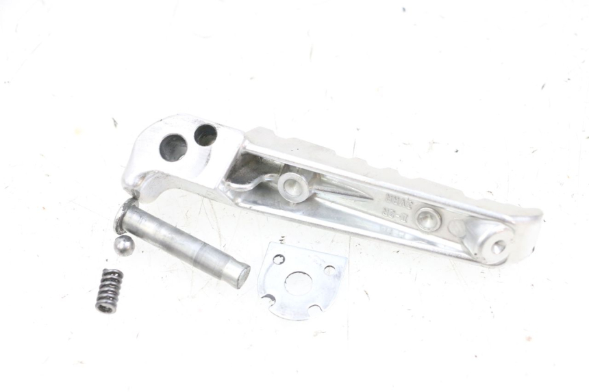 photo de PEDANA POSTERIORE DESTRA YAMAHA MT-07 MT07 ABS 700 (2018 - 2020) - Zoom sullo stato d'uso