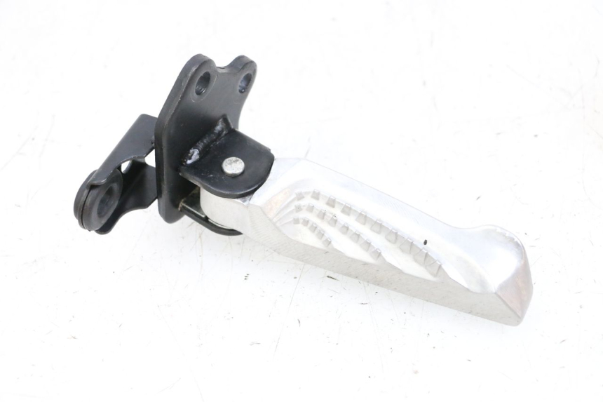 photo de PEDANA POSTERIORE DESTRA YAMAHA NEO'S CORE 1 (2022 - 2026) - Vista principale