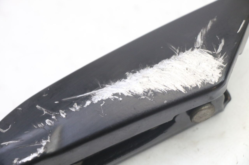 photo de PEDANA POSTERIORE DESTRA PIAGGIO NEW TYPHOON 50 (2018 - 2021) - Primo piano tecnico