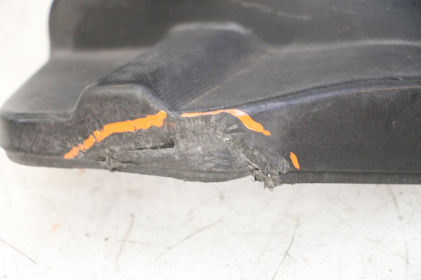 photo de PEDANA POSTERIORE DESTRA PIAGGIO NEW TYPHOON 50 (2010 - 2017) - Marcature e riferimenti originali