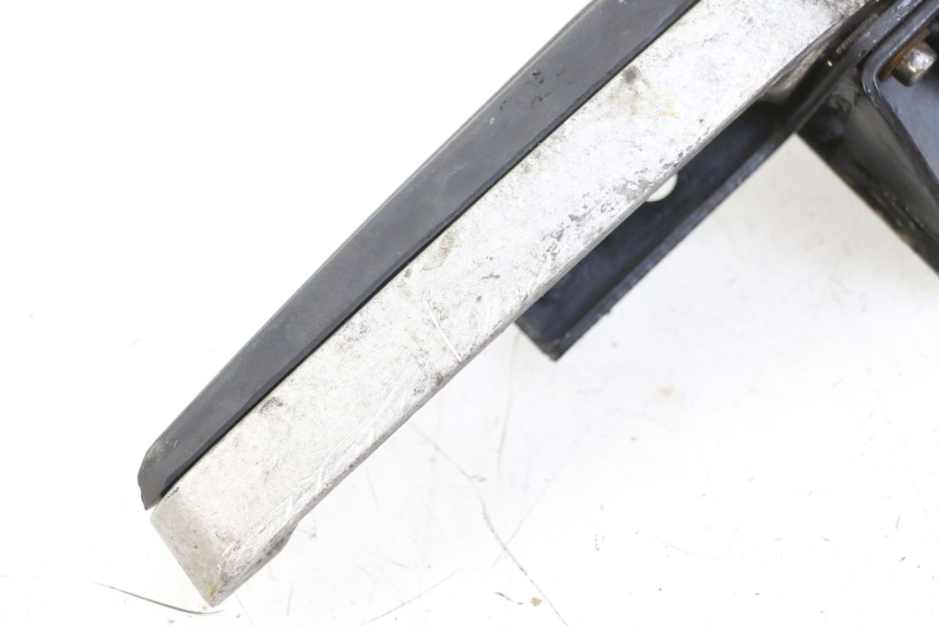 photo de PIANTAFERRO POSTERIORE DESTRO PEUGEOT CITYSTAR 125 (2011 - 2017) - Primo piano tecnico