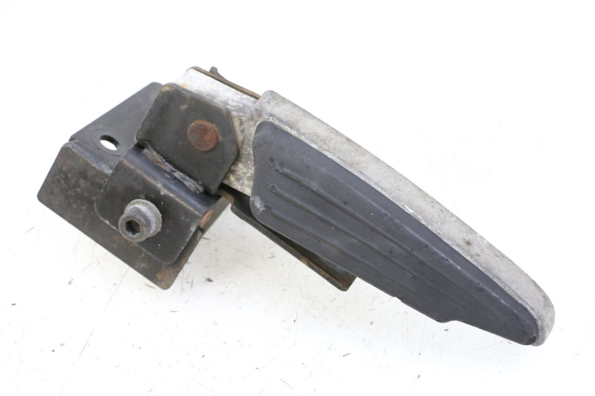 photo de PIANTAFERRO POSTERIORE DESTRO PEUGEOT SATELIS 125 (2013 - 2018) - Zoom sullo stato d'uso