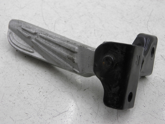 photo de Poggiapiedi posteriore destro PEUGEOT TWEET 125 (2010 - 2017) - Vista principale