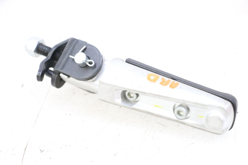 photo de PEDANA POSTERIORE DESTRA ROYAL ENFIELD CONTINENTAL GT 650 (2019 - 2024) - Altra angolazione