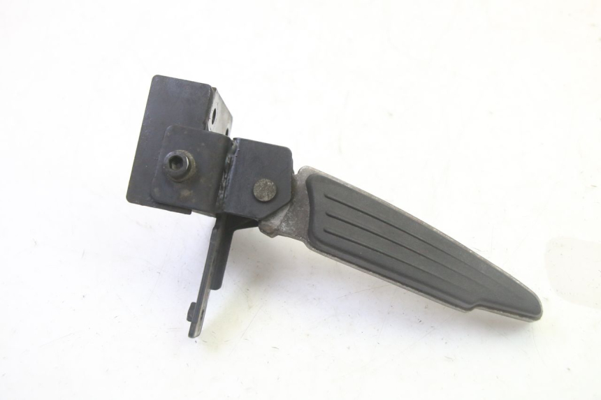 photo de PIANTAFERRO POSTERIORE DESTRO PEUGEOT SATELIS 125 (2013 - 2018) - Altra angolazione