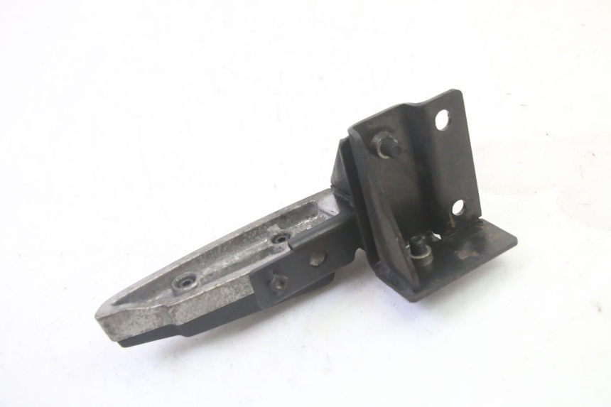 photo de PIANTAFERRO POSTERIORE DESTRO PEUGEOT SATELIS 125 (2013 - 2018) - Stato della superficie e materiale