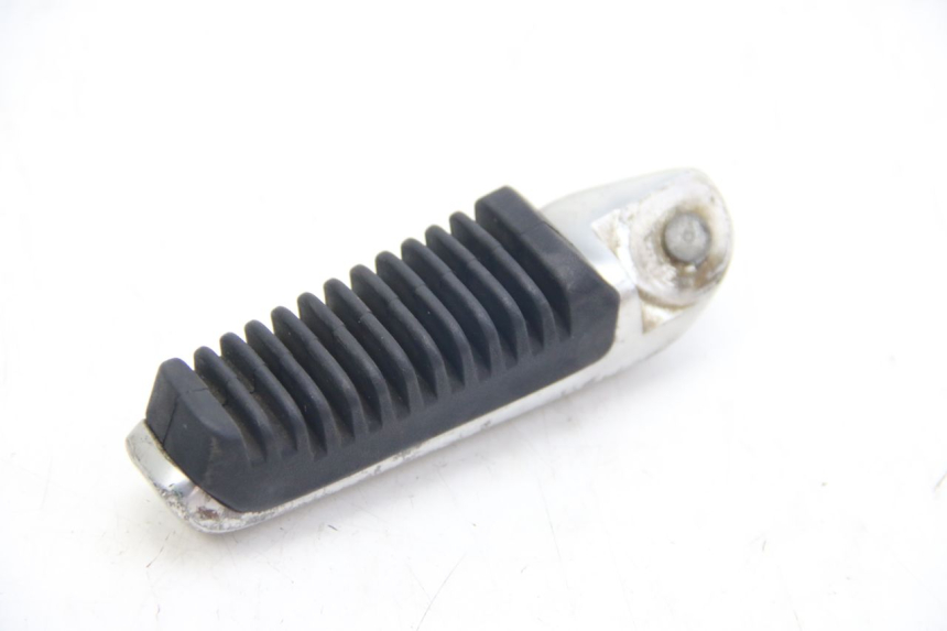 photo de PIANTAFERRO POSTERIORE DESTRO SUZUKI SIXTEEN 125 (2008 - 2010) - Vista principale