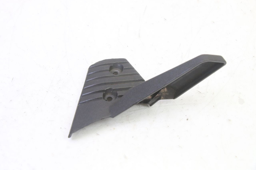 photo de PEDANA POSTERIORE DESTRA APRILIA SR R 2T LC 50 (2018 - 2021) - Zoom sullo stato d'uso