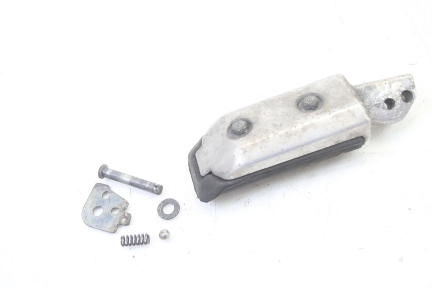 photo de PEDANA POSTERIORE DESTRA HONDA ST PAN EUROPEAN 1300 (2002 - 2013) - Zoom sullo stato d'uso