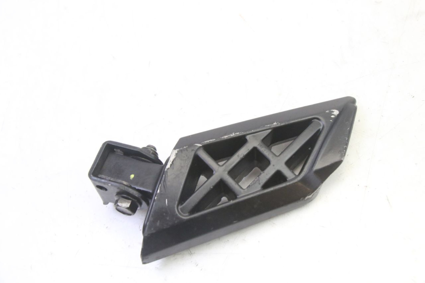 photo de PEDANA POSTERIORE DESTRA PEUGEOT STREETZONE I 2T 50 (2018 - 2020) - Altra angolazione