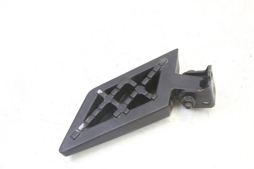 photo de PEDANA POSTERIORE DESTRA PEUGEOT STREETZONE I NAKED 2T 50 (2018 - 2020) - Zoom sullo stato d'uso