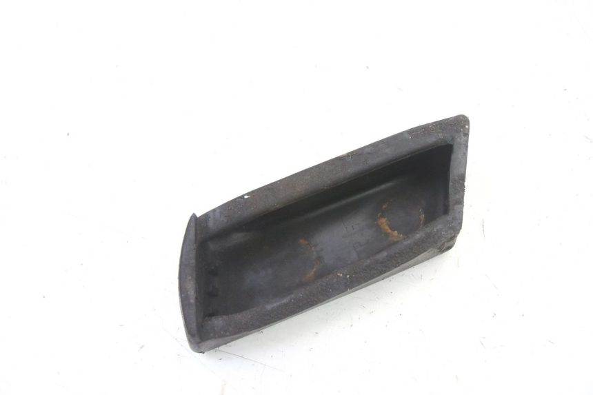 photo de PEDANA POSTERIORE DESTRA PIAGGIO SUPER LX 125 (2000 - 2003) - Altra angolazione