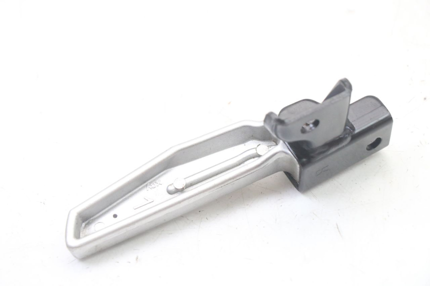 photo de PEDANA POSTERIORE DESTRA PEUGEOT TWEET 4T 50 (2023 - 2025) - Vista d'insieme del prodotto