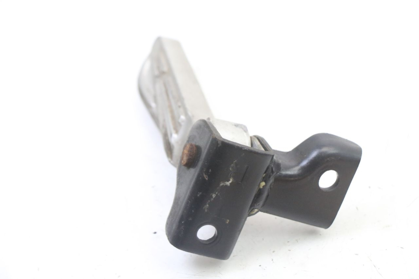 photo de PEDANA POSTERIORE DESTRA PEUGEOT TWEET 4T 50 (2014 - 2019) - Altra angolazione