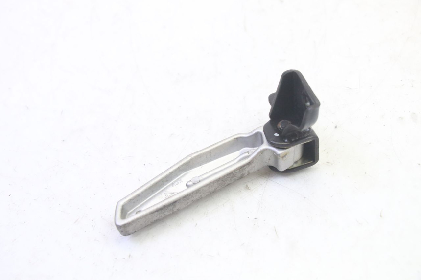 photo de PEDANA POSTERIORE DESTRA PEUGEOT TWEET PRO EFI 4T 50 (2021 - 2022) - Altra angolazione