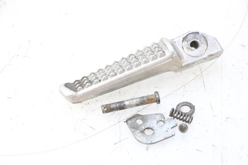 photo de PEDANA POSTERIORE DESTRA HONDA VFR FI RC46 800 (1998 - 2001) - Vista principale