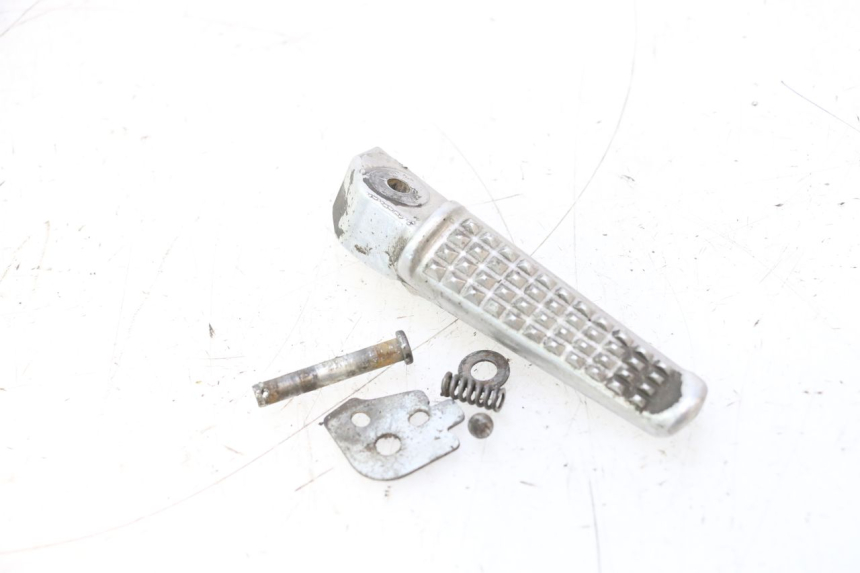 photo de PEDANA POSTERIORE DESTRA HONDA VFR FI RC46 800 (1998 - 2001) - Altra angolazione