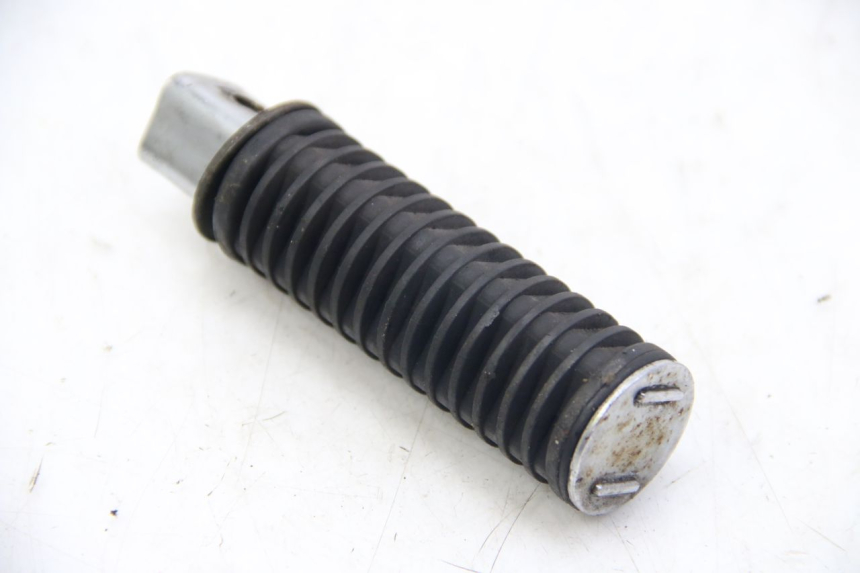 photo de PIANTAFERRO POSTERIORE DESTRO HONDA VT C SHADOW 125 (1999 - 2007) - Vista principale