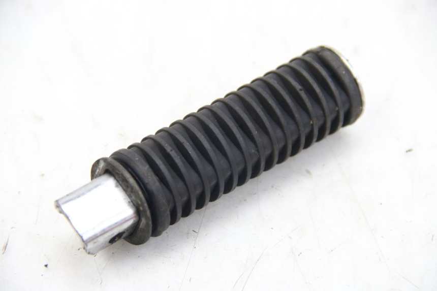 photo de PIANTAFERRO POSTERIORE DESTRO HONDA VT C SHADOW 125 (1999 - 2007) - Dettaglio del componente