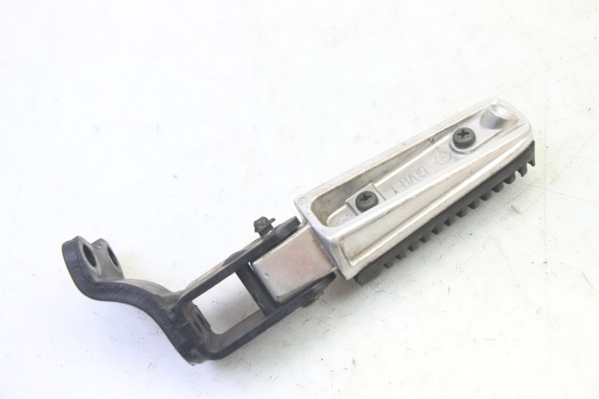 photo de PEDANA POSTERIORE DESTRA YAMAHA X-MAX XMAX 250 (2006 - 2009) - Primo piano tecnico