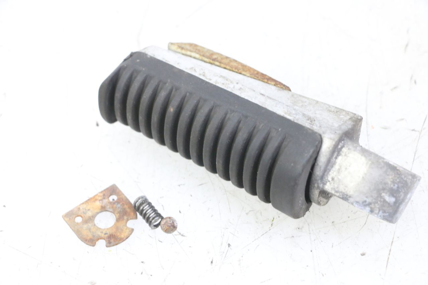 photo de PEDANA POSTERIORE DESTRA YAMAHA XJ6 ABS 600 (2008 - 2016) - Altra angolazione