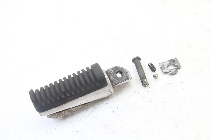 photo de PEDANA POSTERIORE DESTRA YAMAHA XJ6 ABS 600 (2008 - 2016) - Vista principale