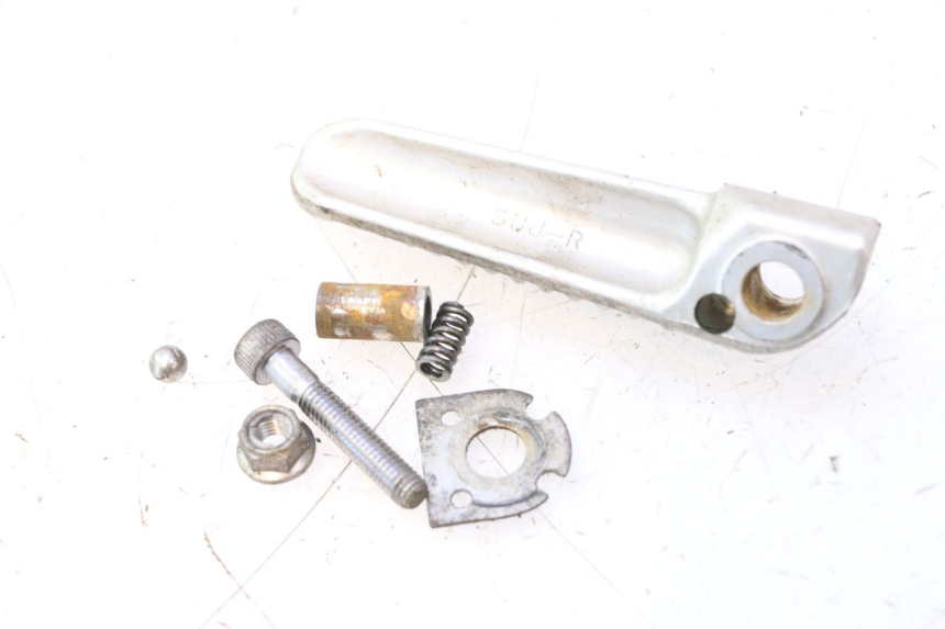 photo de PEDANA POSTERIORE DESTRA YAMAHA YZF R6 600 (2008 - 2009) - Primo piano tecnico