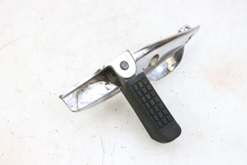 photo de PEDANA POSTERIORE DESTRA KYMCO ZING 125 (1997 - 2003) - Dettaglio del componente