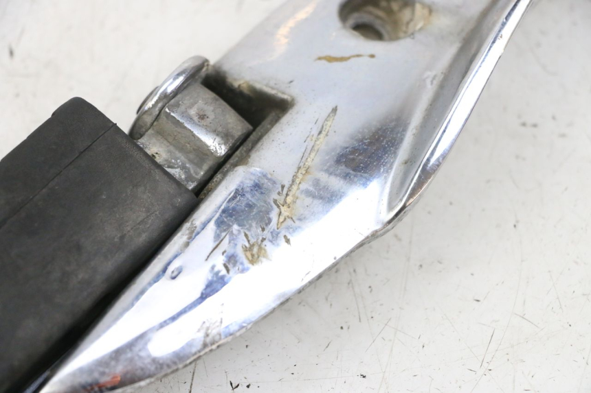 photo de PEDANA POSTERIORE DESTRA KYMCO ZING 125 (1997 - 2003) - Vista d'insieme del prodotto