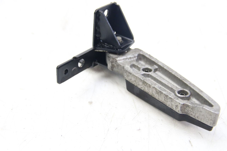 photo de PIANTAFERRO POSTERIORE SINISTRO PEUGEOT CITYSTAR AIR 125 (2014 - 2017) - Dettaglio del componente