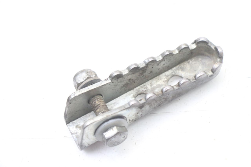 photo de PEDANA POSTERIORE SINISTRA DERBI SENDA SM DRD X-TREME 50 (2011 - 2017) - Zoom sullo stato d'uso