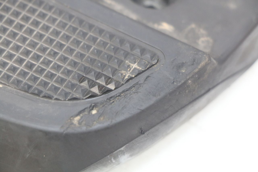 photo de PIANTAFERRO POSTERIORE SINISTRO HONDA FES PANTHEON 2T 125 (1998 - 2002) - Dettaglio del componente