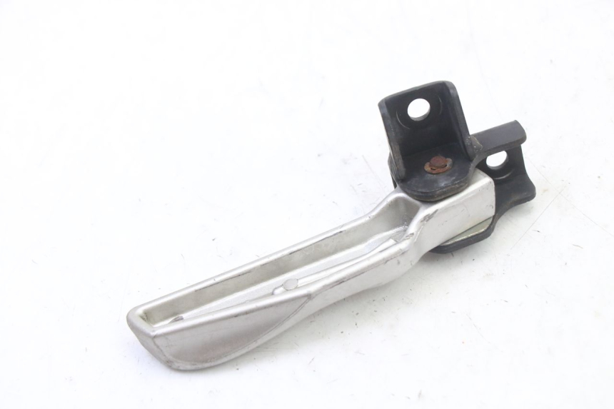 photo de PEDANA POSTERIORE SINISTRA SYM FIDDLE 3 III 125 (2014 - 2020) - Altra angolazione