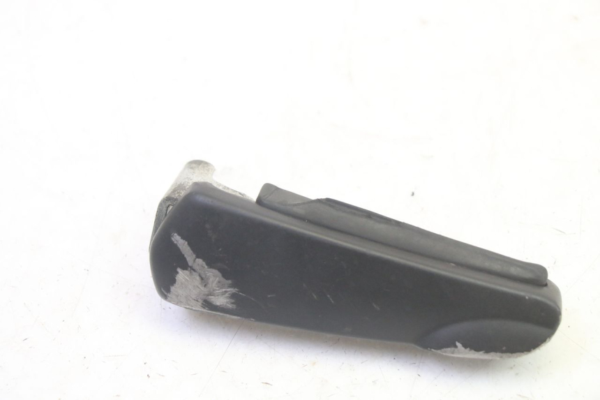 photo de PEDANA POSTERIORE SINISTRA PIAGGIO FLY 4T 50 (2013 - 2017) - Primo piano tecnico