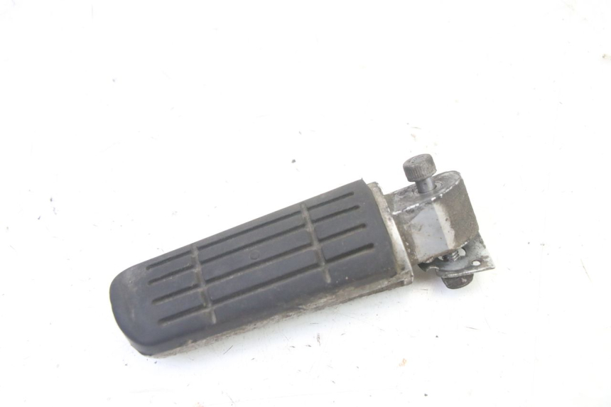 photo de PEDANA POSTERIORE SINISTRA YAMAHA FZ6 FAZER S2 600 (2007 - 2011) - Vista principale