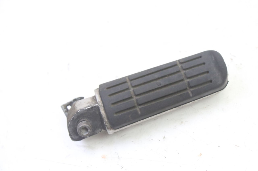 photo de PEDANA POSTERIORE SINISTRA YAMAHA FZ6 FAZER S2 600 (2007 - 2011) - Zoom sullo stato d'uso