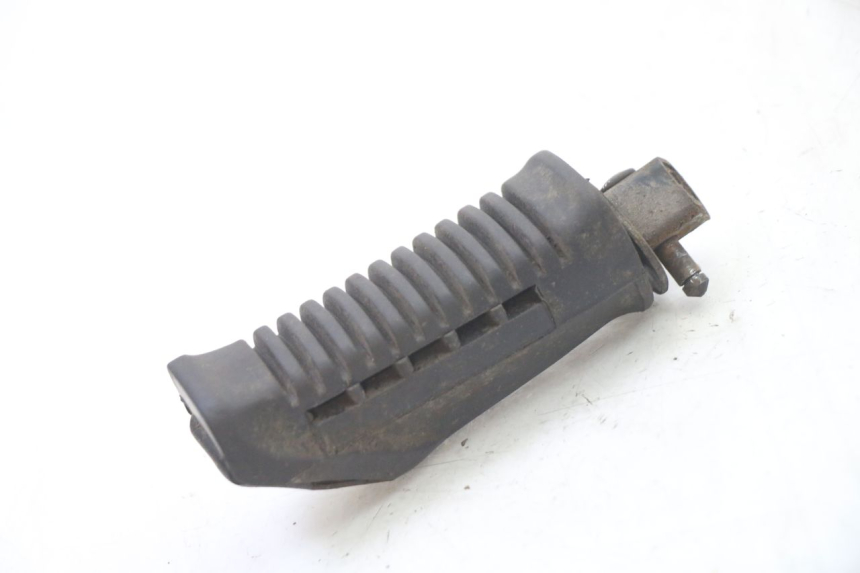 photo de PEDANA POSTERIORE SINISTRA SUZUKI GS GSE 500 (2001 - 2003) - Vista principale