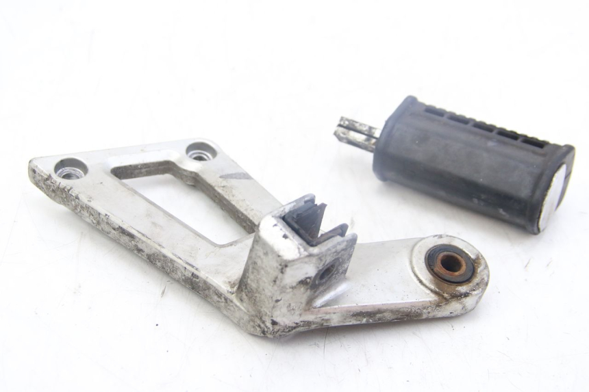 photo de PIANTAFERRO POSTERIORE SINISTRO SUZUKI GSX-F GSX  F 1100 (1988 - 1994) - Vista principale