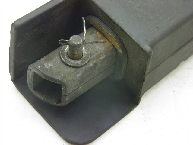 photo de Pedana posteriore sinistra HONDA FES PANTHEON 125 (2003 - 2007) - Dettaglio del componente