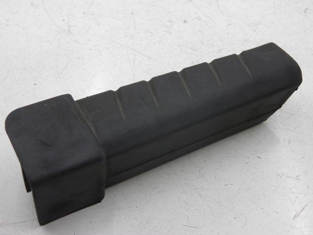 photo de Pedana posteriore sinistra HONDA FES PANTHEON 125 (2003 - 2007) - Altra angolazione