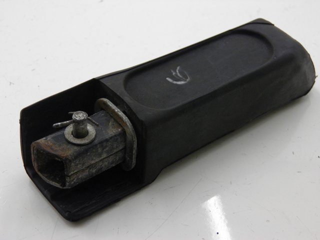 photo de Pedana posteriore sinistra HONDA FES S-WING SWING 125 (2007 - 2015) - Altra angolazione