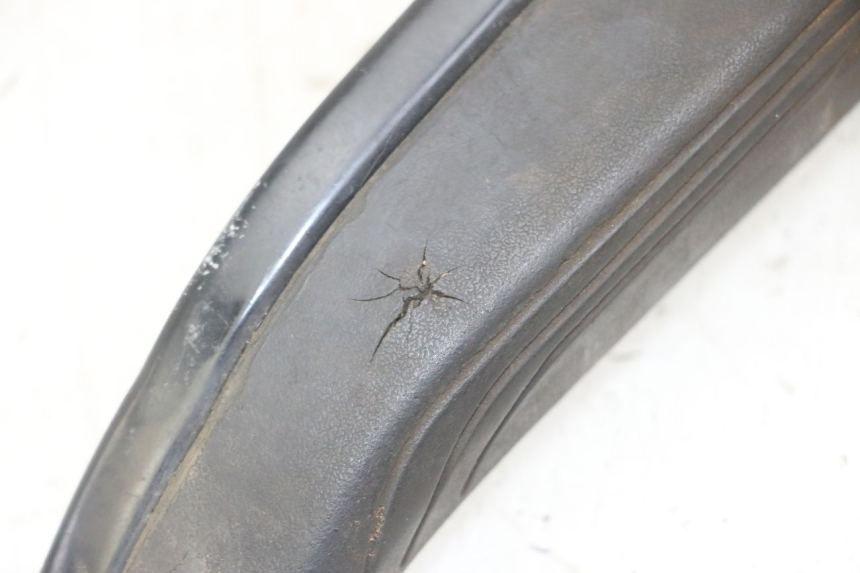 photo de PEDANA POSTERIORE SINISTRA PIAGGIO IE MP3 YOURBAN 300 (2011 - 2016) - Primo piano tecnico