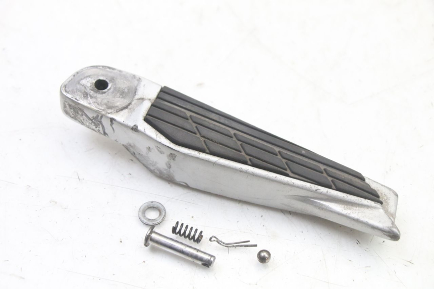 photo de PEDANA POSTERIORE SINISTRA KYMCO XCITING 500 (2007 - 2010) - Vista principale