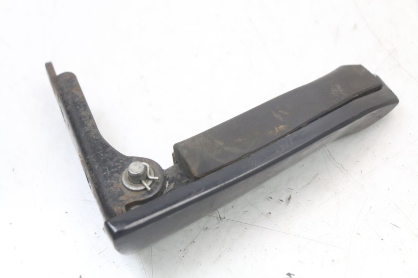 photo de PEDANA POSTERIORE SINISTRA PIAGGIO MP3 HPE 350 (2018 - 2020) - Stato della superficie e materiale