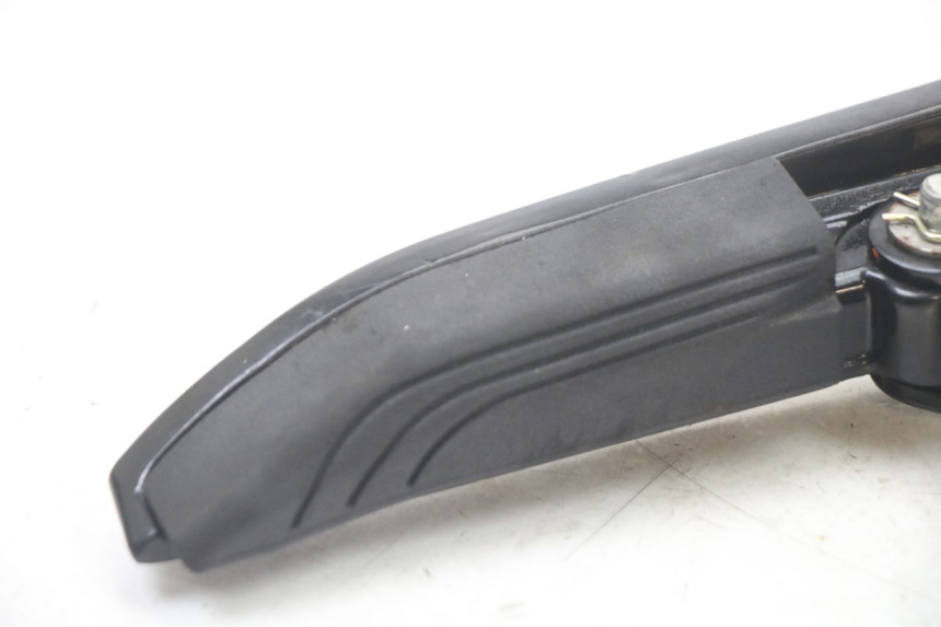 photo de PEDANA POSTERIORE SINISTRA PIAGGIO MP3 500 (2014 - 2017) - Dettaglio del componente