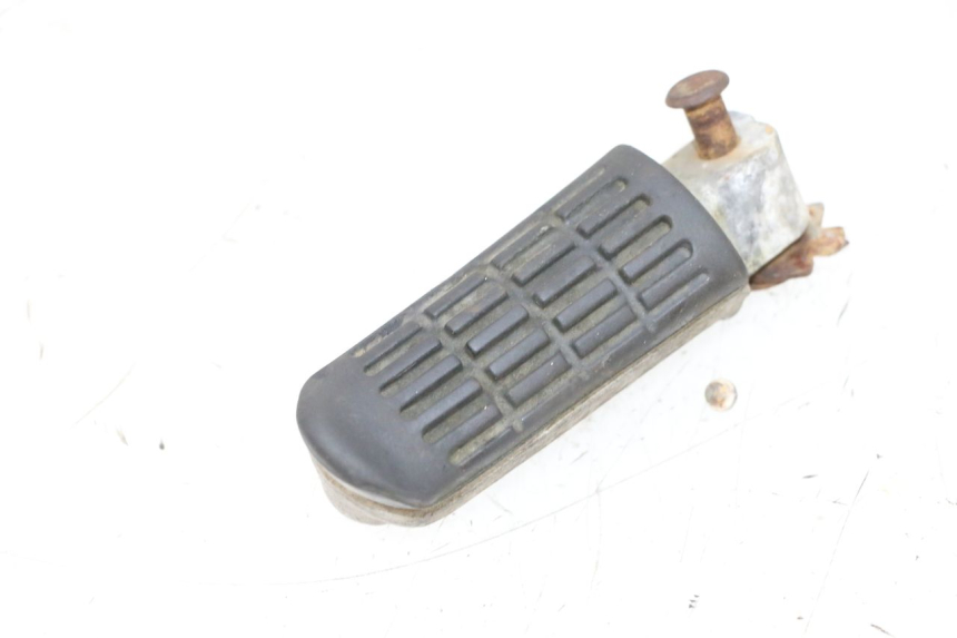 photo de PEDANA POSTERIORE SINISTRA HONDA NSR R 125 (1994 - 2003) - Vista principale