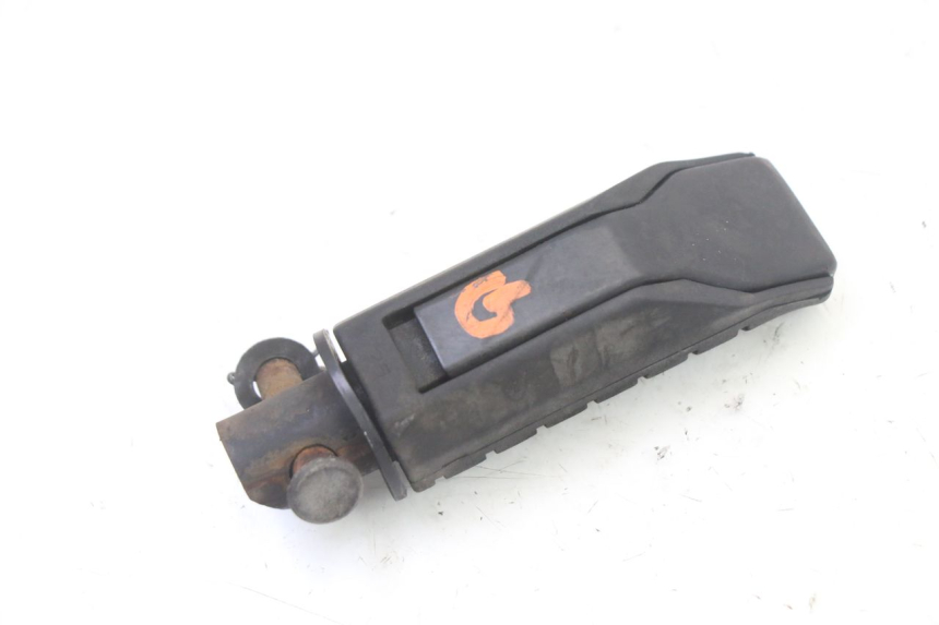 photo de PEDANA POSTERIORE SINISTRA HONDA NTV DEAUVILLE ABS 700 (2007 - 2016) - Primo piano tecnico