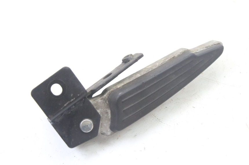 photo de Pedana posteriore sinistra PEUGEOT SATELIS 125 (2013 - 2018) - Zoom sullo stato d'uso