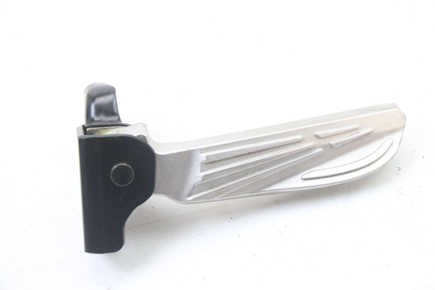 photo de PEDANA POSTERIORE SINISTRA PEUGEOT TWEET 4T 50 (2023 - 2025) - Dettaglio del componente